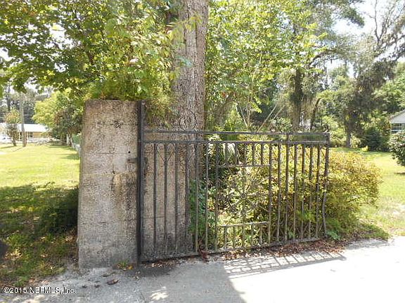 2nd image of 7934 CONCORD Boulevard W