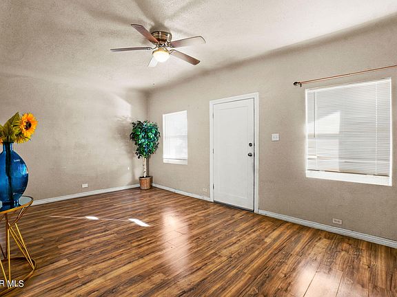 4th image of 3221 Pera Ave