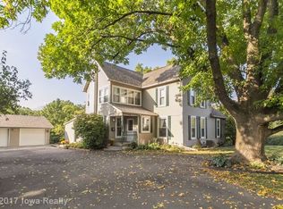 5310 Grand Ave, Des Moines, IA 50312