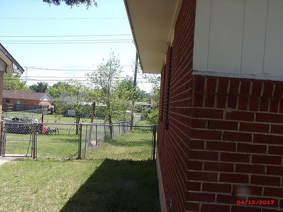 4th image of 4312 NW Lincoln Ave