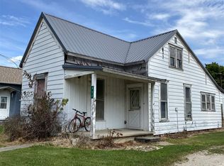 622 N Main St, Warren, IN 46792