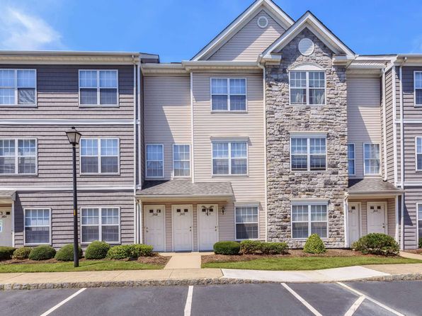 1100 Deer Path #3303