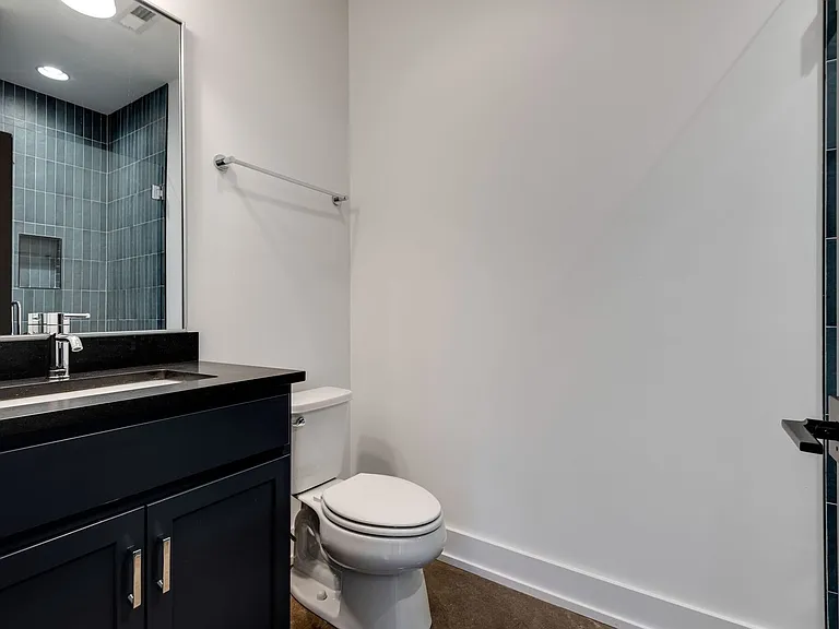 862 W Sharpe Ave #4 — Photo 18