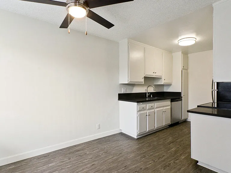 3749 McLaughlin Ave. — Photo 19