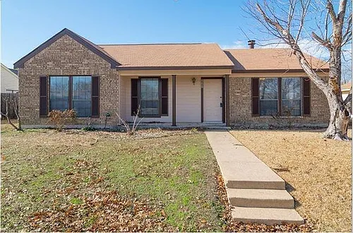 888 Bitternut Dr Photo 1