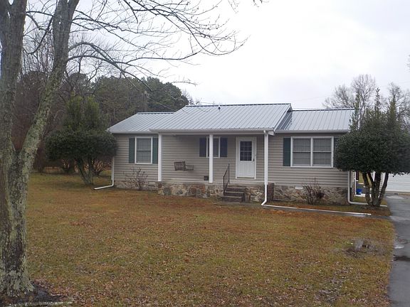 2nd image of 1264 Blackburn Ln
