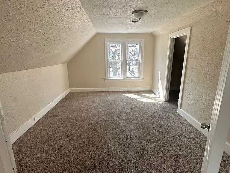 2840 N Vel R Phillips Ave — Photo 9