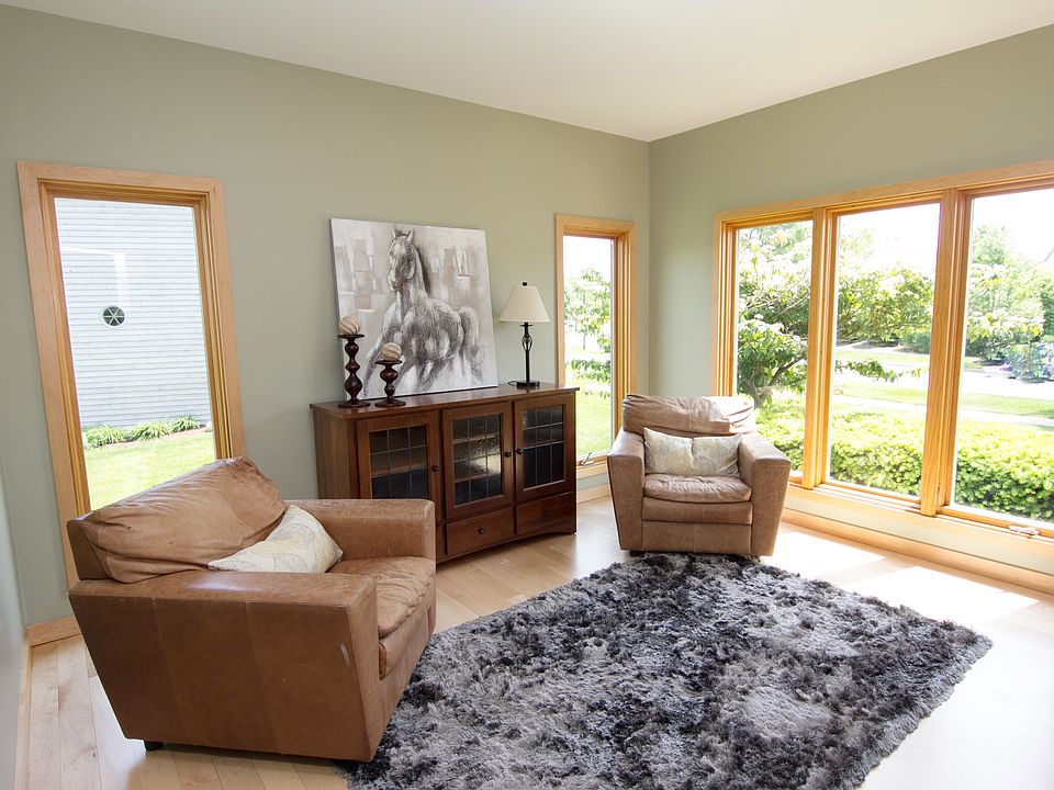 1st image of 275 Johnson Woods Dr
