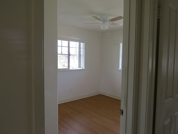 2nd image of 91-1271 Kamaaha Ave #407-1