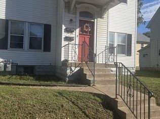 210 W Pleasant St, Davenport, IA 52803