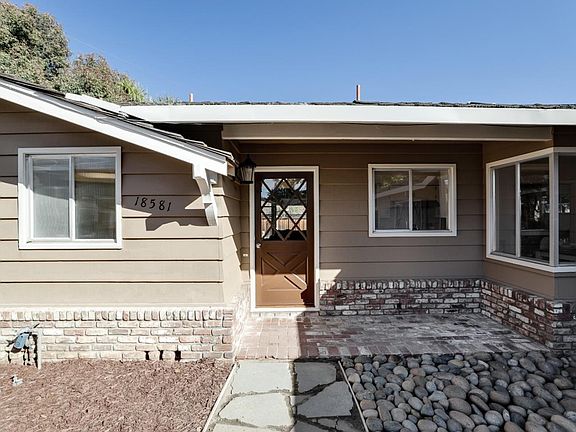 4th image of 18581 Lyons Ct
