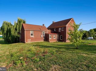 204 E Old Cross Rd, New Market, VA 22844