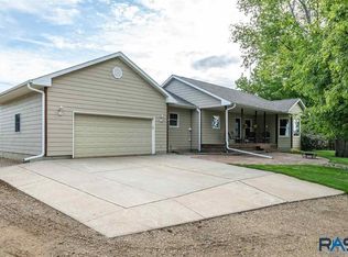 26988 461st Ave, Chancellor, SD 57015