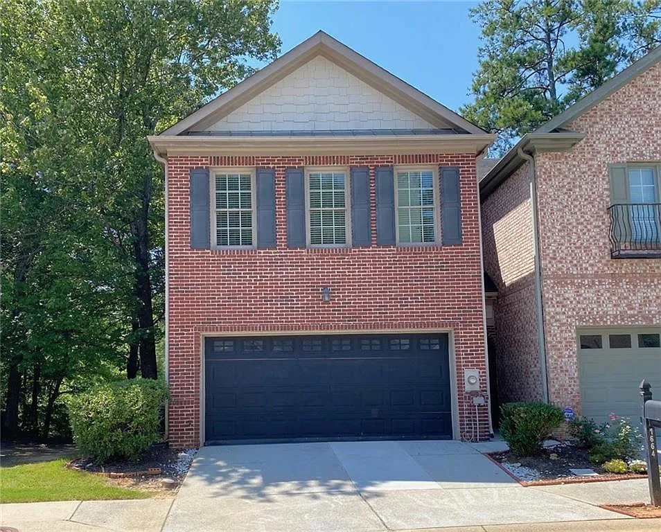 3 bed, 2.5 bath, 1836 sqft, $2,800 — Photo 1