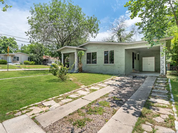 102 Future Dr, San Antonio, TX 78213
