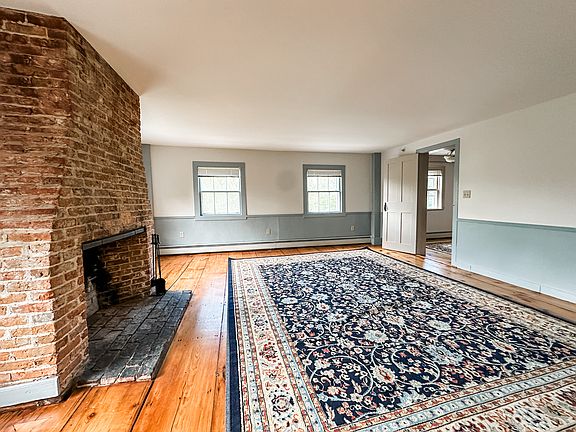 3rd image of 148 High St #5