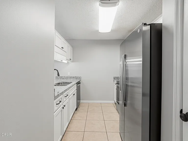 8416 N Lagoon Dr — Photo 6