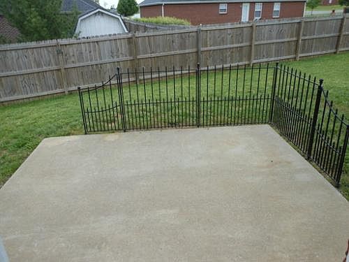 3rd image of 5012 Roberta Pl