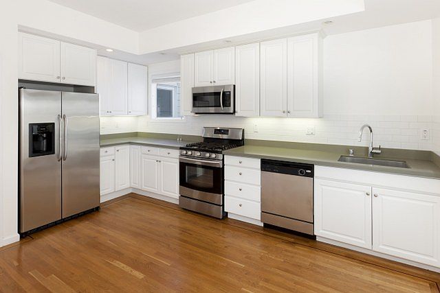1st image of 1984 McAllister St #2