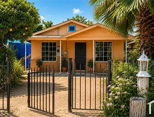 7075 N Weber Ave #7077