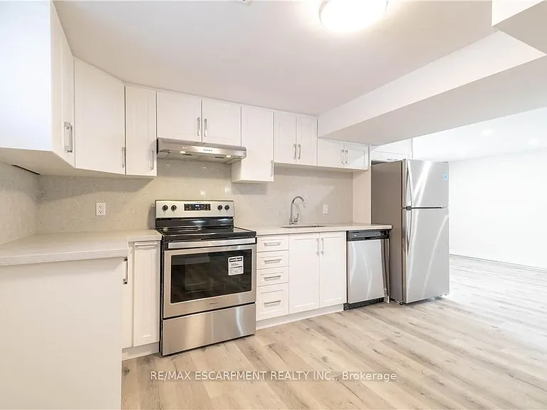 196 Upper Paradise Rd #2 — Photo 2