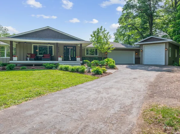 24151 Thames St NE, Stacy, MN 55079
