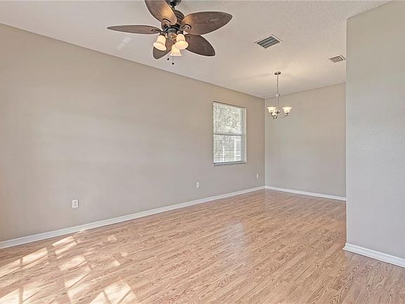3rd image of 27051 Arrowbrook Way