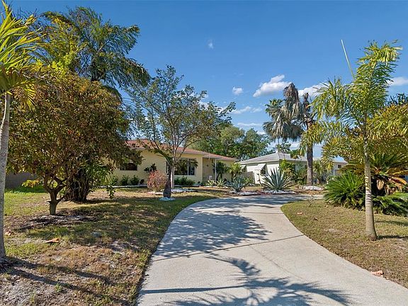 2nd image of 6226 8TH AVENUE S