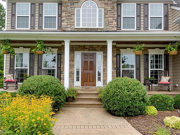 2nd image of 5913 Bottomley Pl