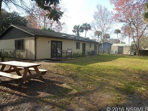4th image of 3229 Woodland Dr