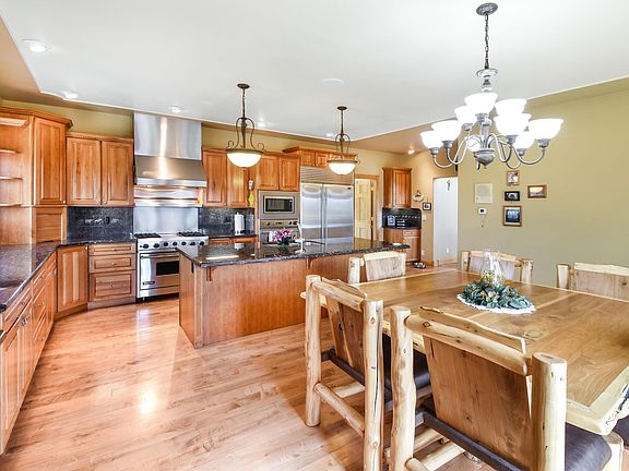 3rd image of 3287 County Rd 60