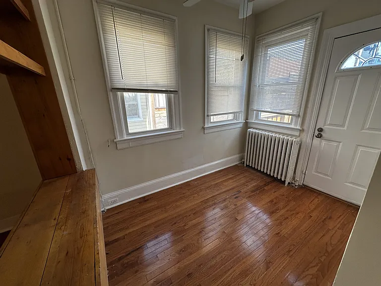 1223 F St NE — Photo 13