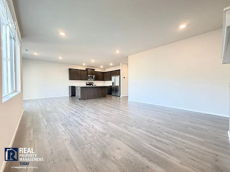 18746 107th Avenue Ct E — Photo 8