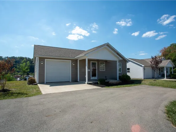 1112 8th Ave, New Brighton, PA 15066
