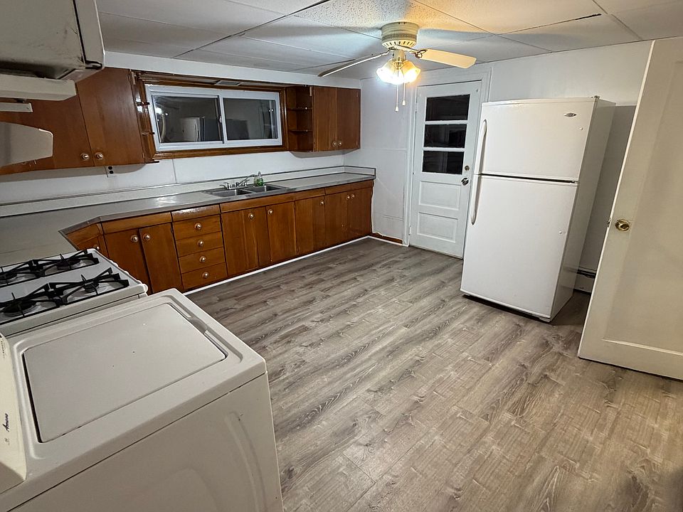 1st image of 409 Honesdale St #1
