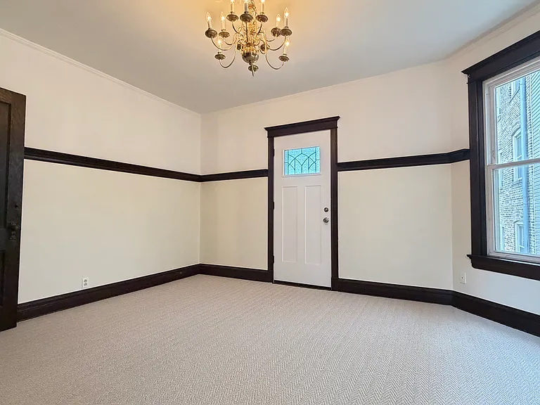 4511 N Greenview Ave #2 — Photo 19