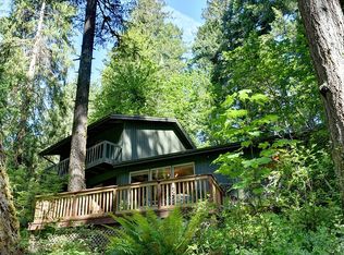 47676 McKenzie Hwy, Vida, OR