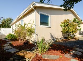 2482 Blue Boy Ln, Eugene, OR 97404