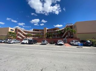 11 SW 52nd Ave APT 3B, Miami, FL 33134