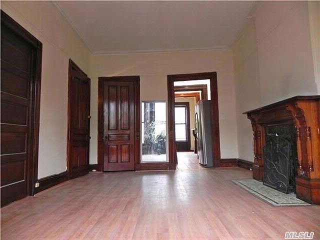 2nd image of 200 Hancock St #2