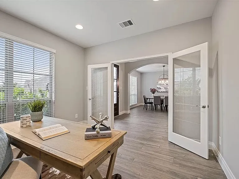 2037 Judge Fisk Ct — Photo 5