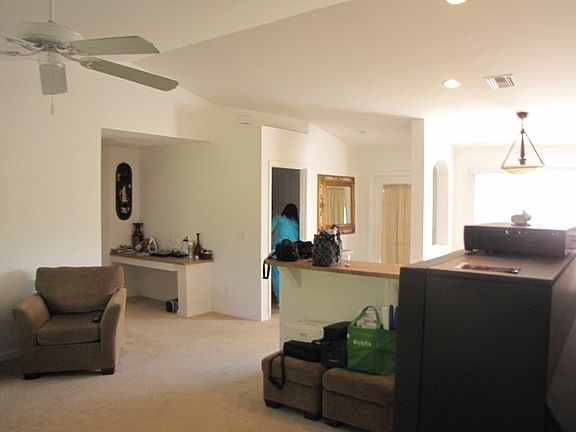 4th image of 307 Bell Blvd S