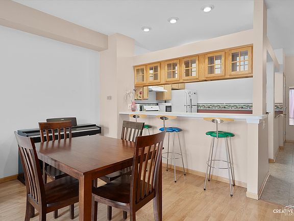 3rd image of 2553 Arcadia Cir #2553