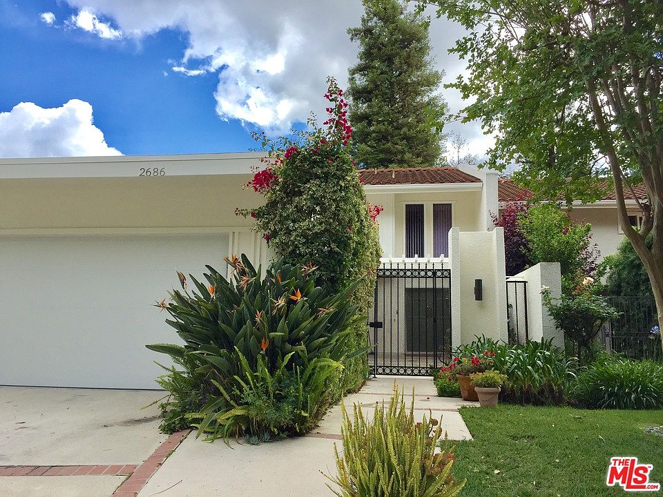 1st image of 2686 Claray Dr