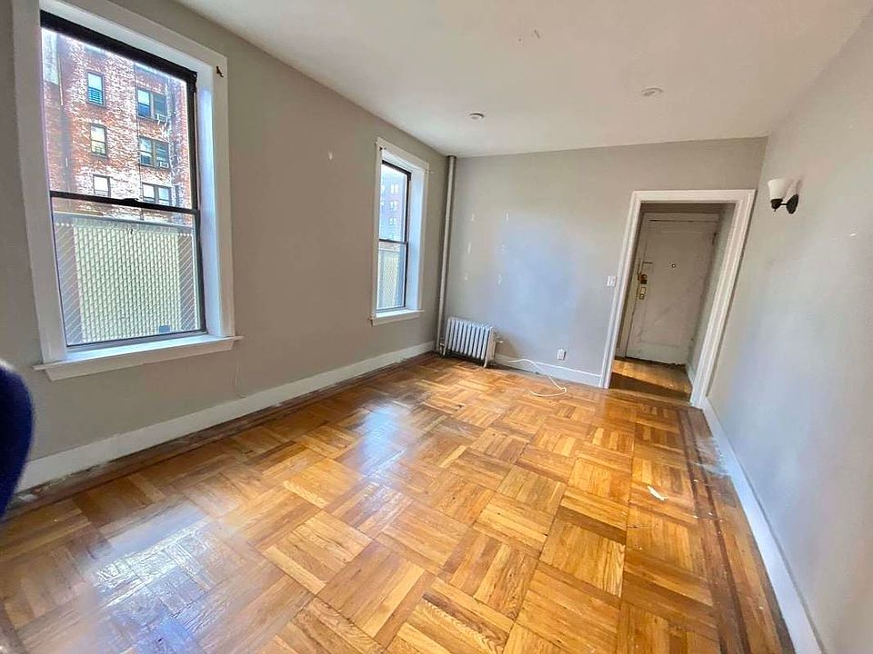 2nd image of 2031 Ocean Ave APT A5