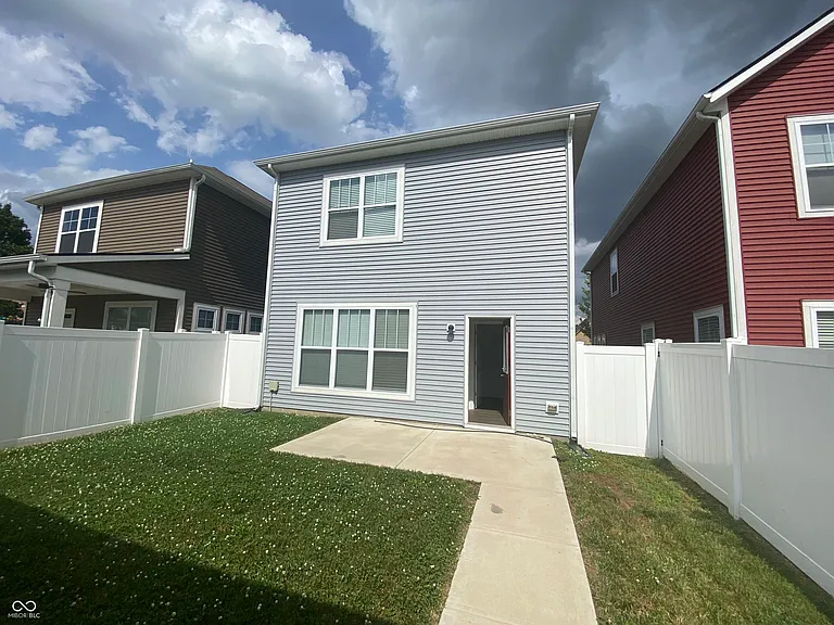 326 Warman Ave — Photo 26