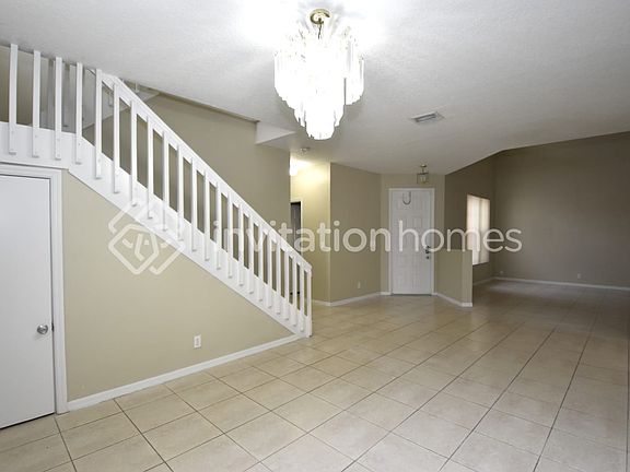 3rd image of 16245 NW 17th St