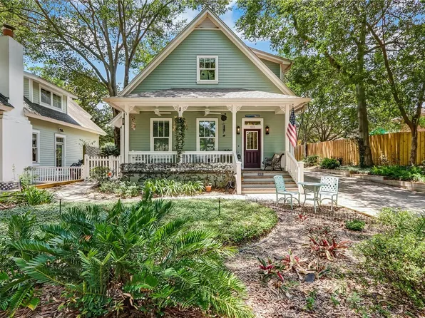 221 N 6th St, Fernandina Beach, FL 32034