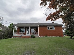 805 W Vine St, Mount Pleasant, PA 15666