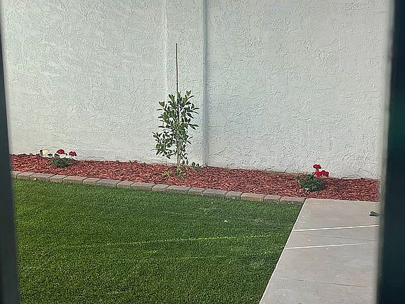 2nd image of 4639 E Southgate Ave